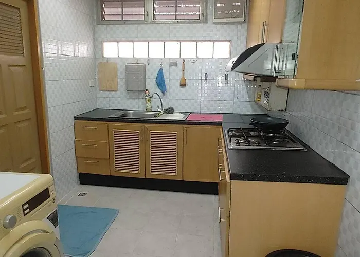 Holiday home 繁华与幽静的联排别墅 近帕蓝9,拉猜达地铁站,订5晚免费接机一趟 Bangkok